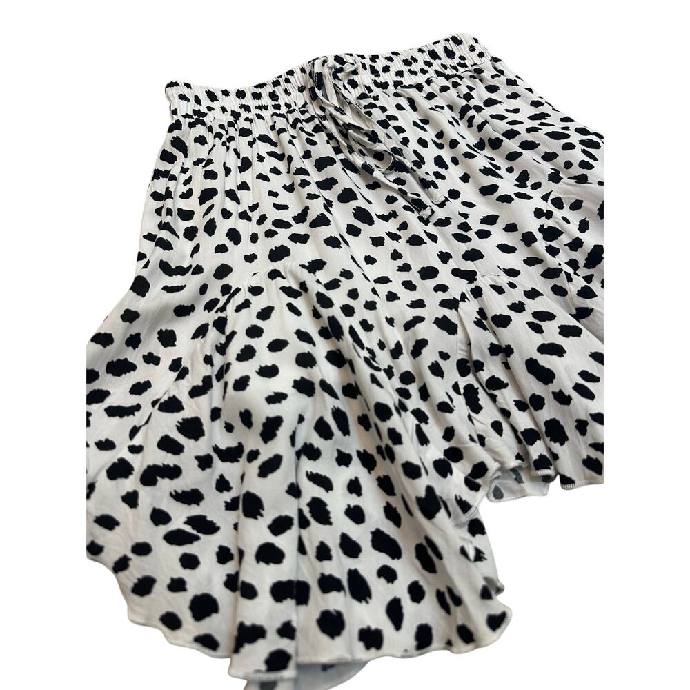 Pink Lily Dalmatian Print Flowy Mini Skirt Size Medium Black White Animal Print - Picture 3 of 9